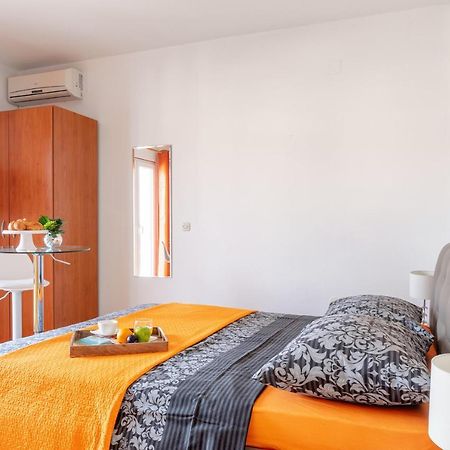 Apartments Dobrila Hvar Town Extérieur photo