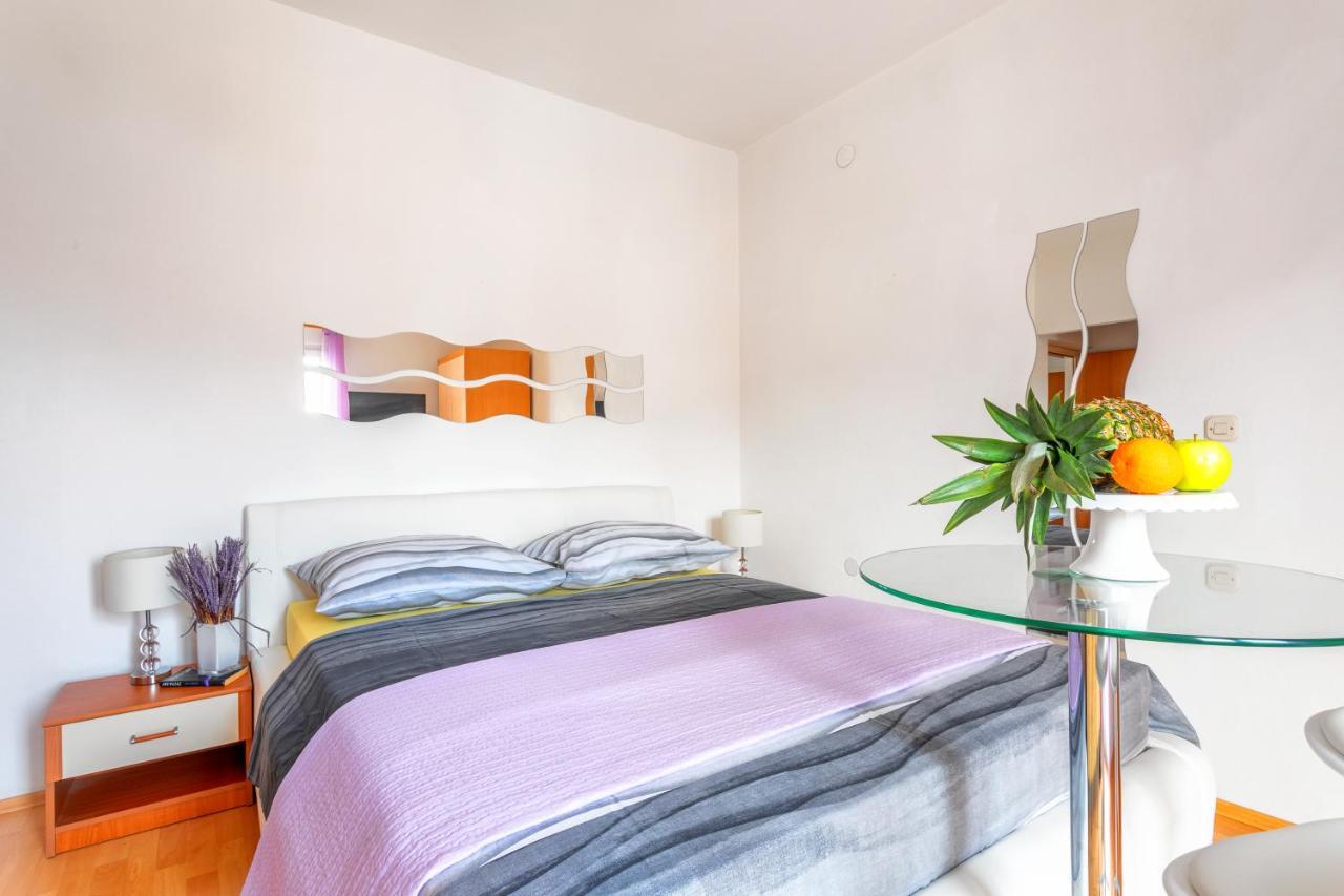 Apartments Dobrila Hvar Town Extérieur photo