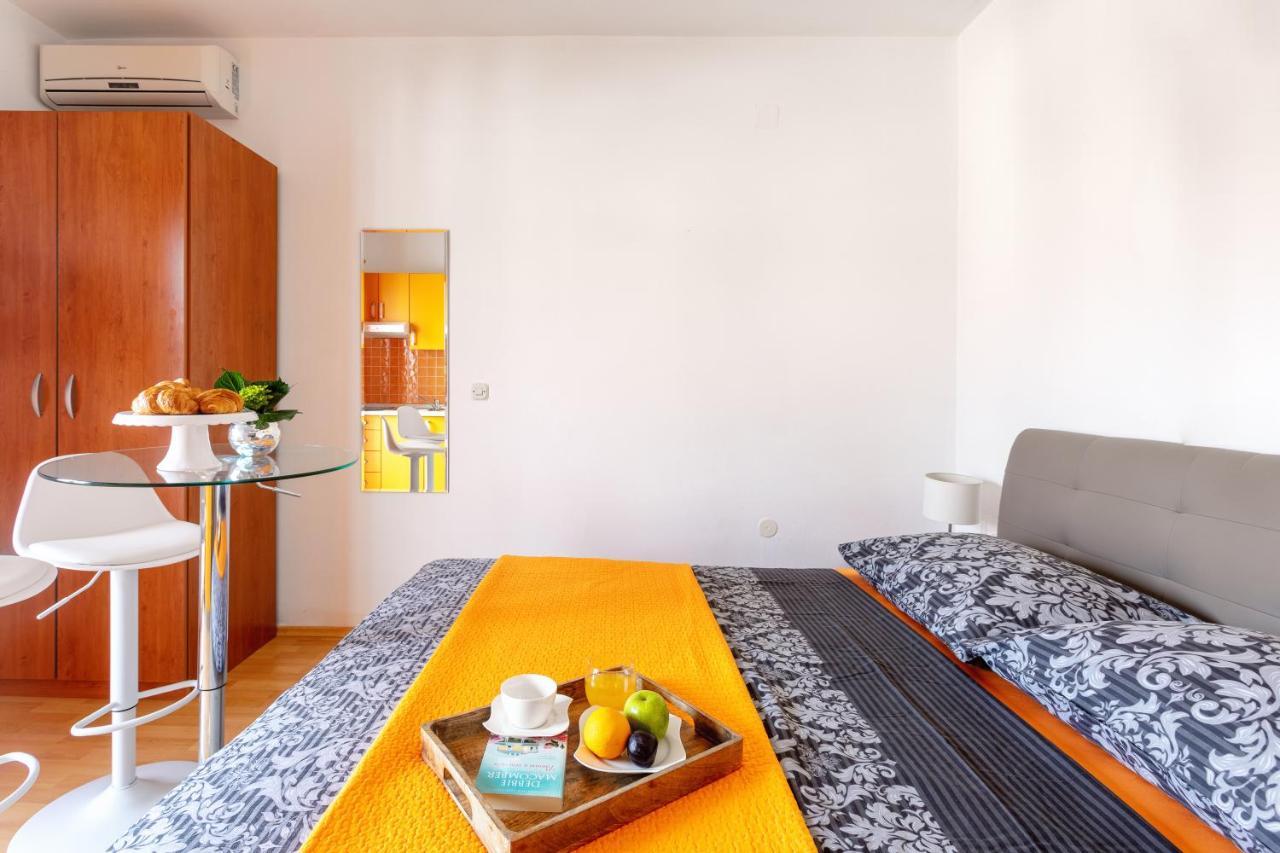 Apartments Dobrila Hvar Town Extérieur photo