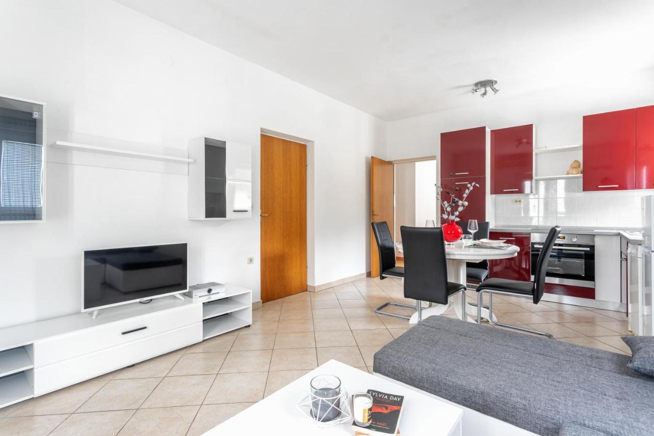 Apartments Dobrila Hvar Town Extérieur photo